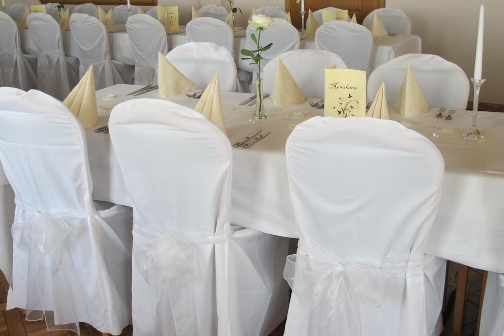 Hotel-Restaurant Heiligenstadter Hof Heiligenstadt in Oberfranken المظهر الخارجي الصورة