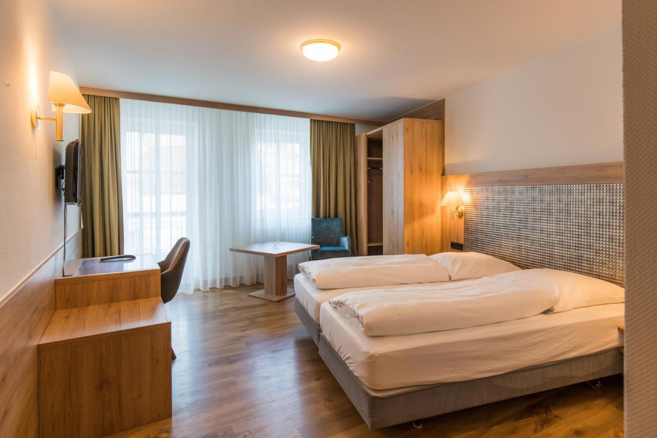 Hotel-Restaurant Heiligenstadter Hof Heiligenstadt in Oberfranken المظهر الخارجي الصورة